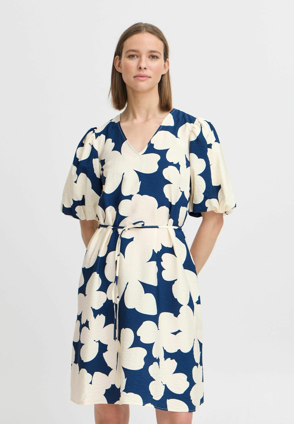 

Повседневное платье BYIBINE b.young by Zalando, синий