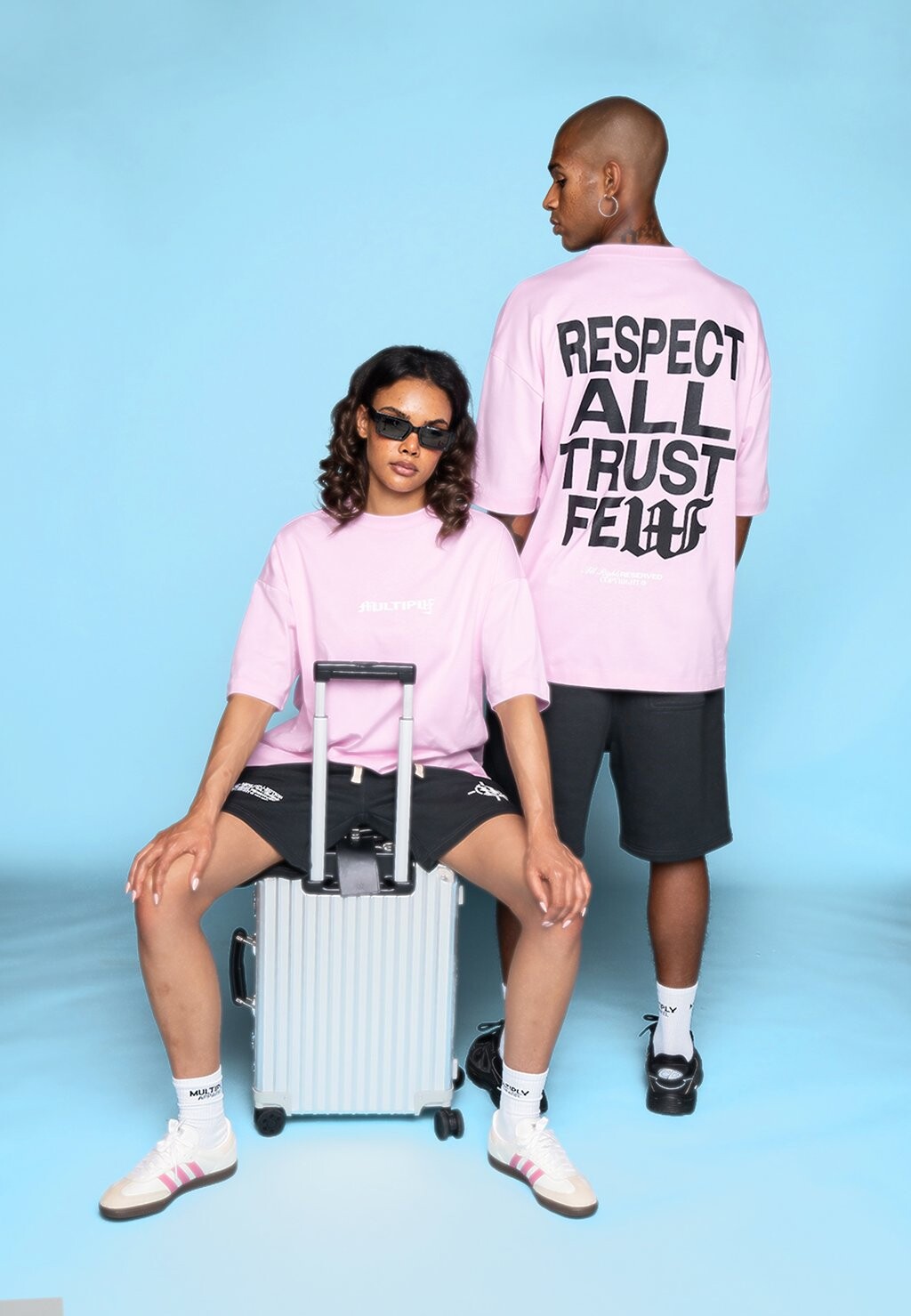 

Футболка с принтом RESPECT Multiply Apparel, розовый