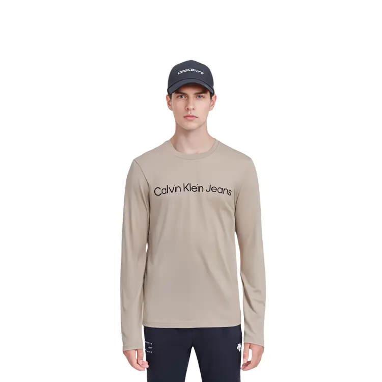 Футболка мужская молочный кофе Calvin Klein, цвет Milk Coffee — фото 3