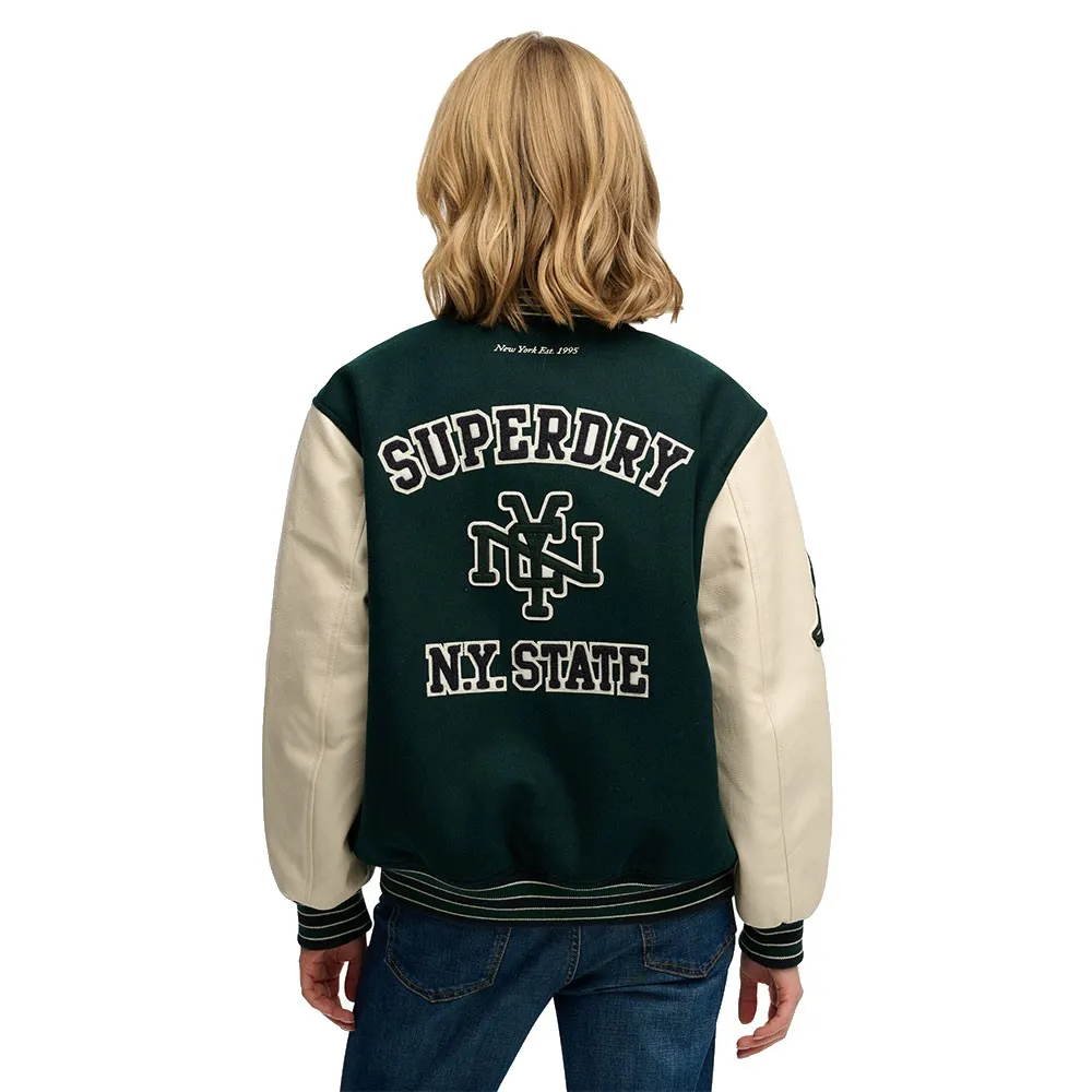 Куртка-бомбер Superdry с нашивками в стиле Varsity, зеленый — фото 2