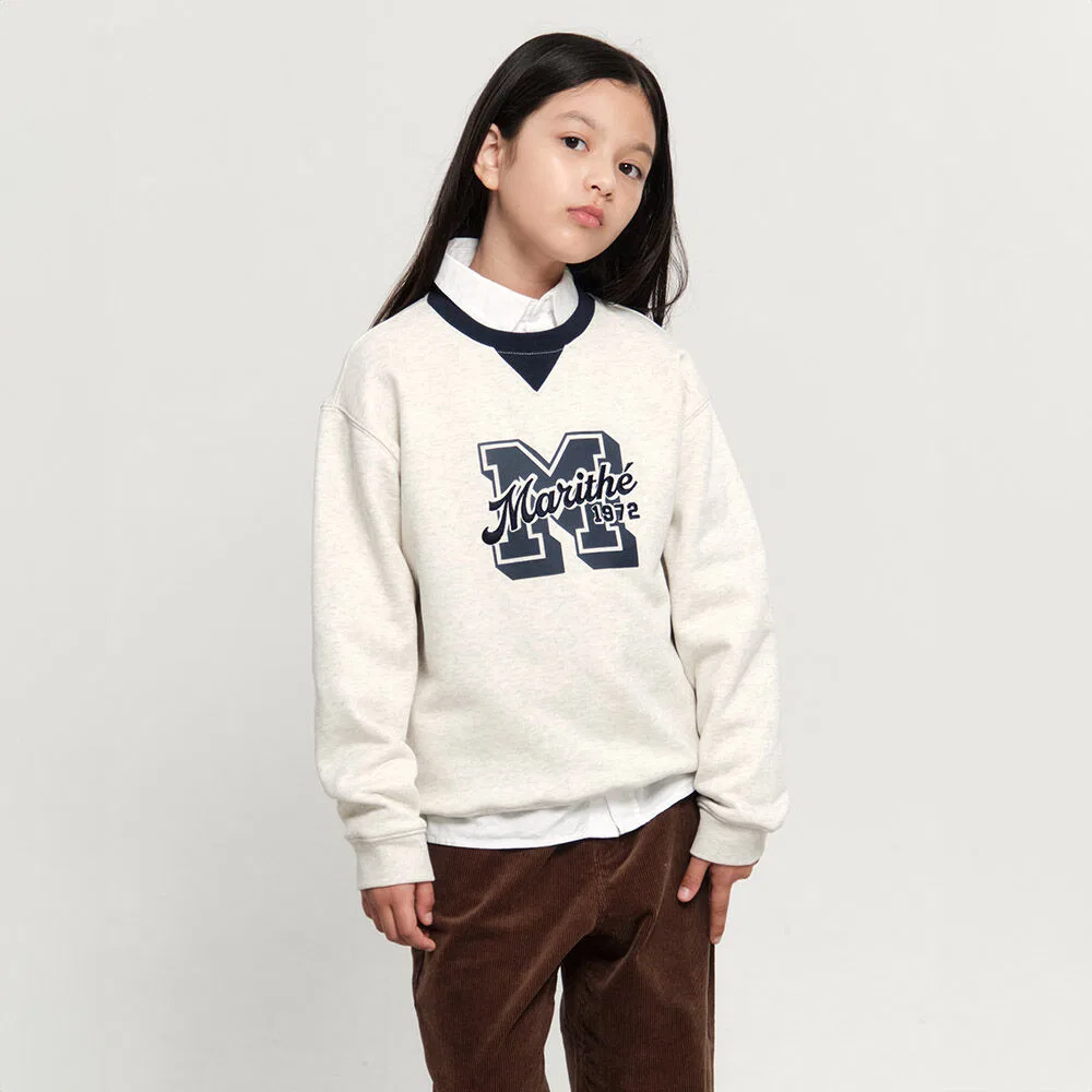 Детский свитшот с крупным логотипом цвета овсянки от Marithé Kids
