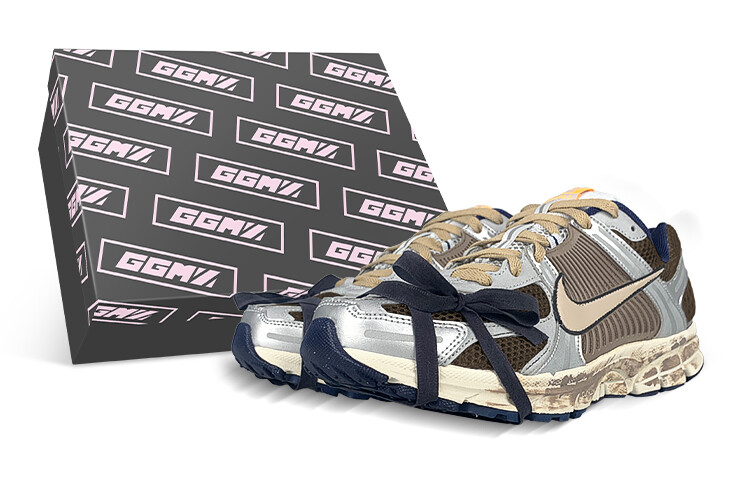 

Кроссовки Air Zoom Vomero 5 мужские низкие серые/коричневые Nike