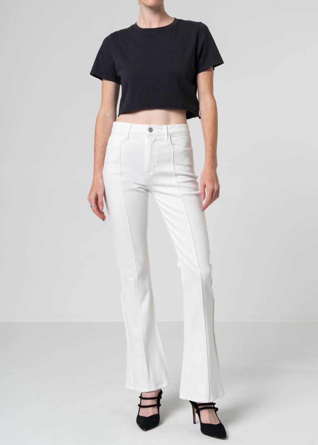 

Lily Skinny джинсы-клеш с расклешенными штанинами в белом цвете NOEND