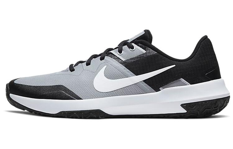 

Кроссовки Nike Varsity Compete Tr 3 Cool Grey