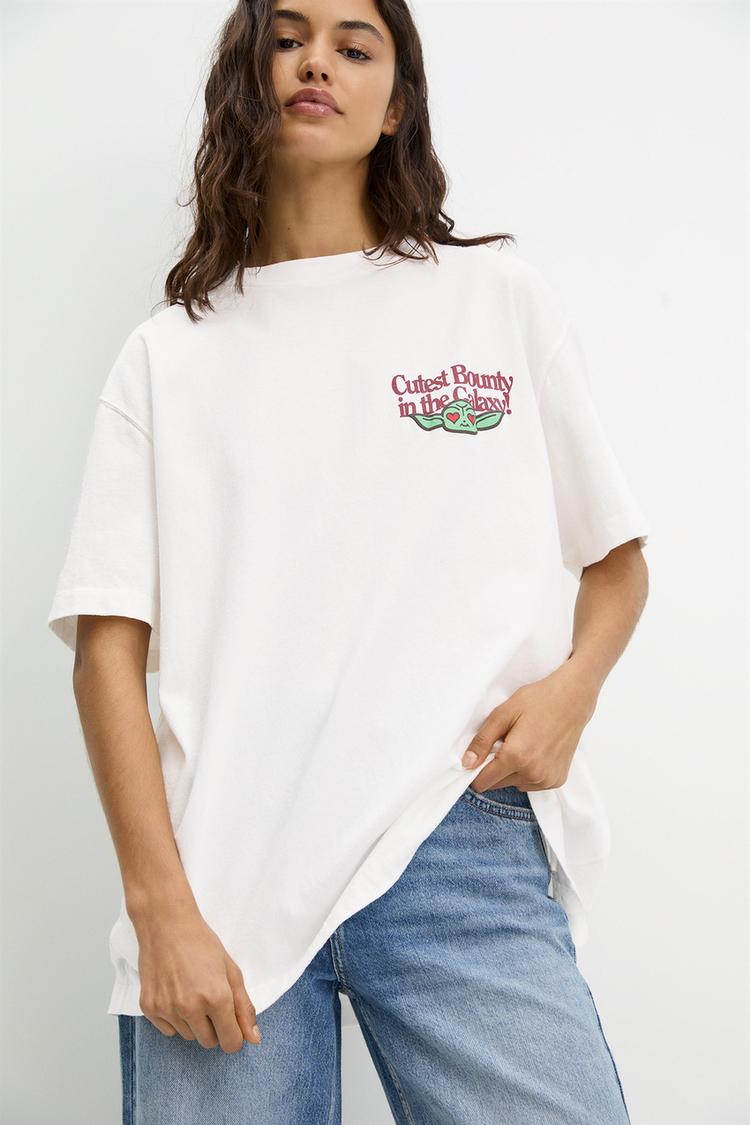 

Футболка с изображением малыша Йоды из Звездных войн Pull And Bear, белый