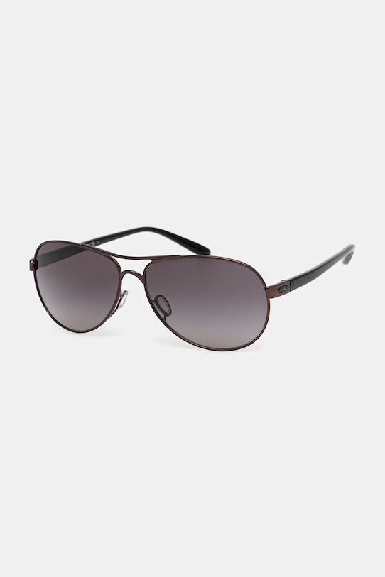 

Солнцезащитные очки Oakley, черный