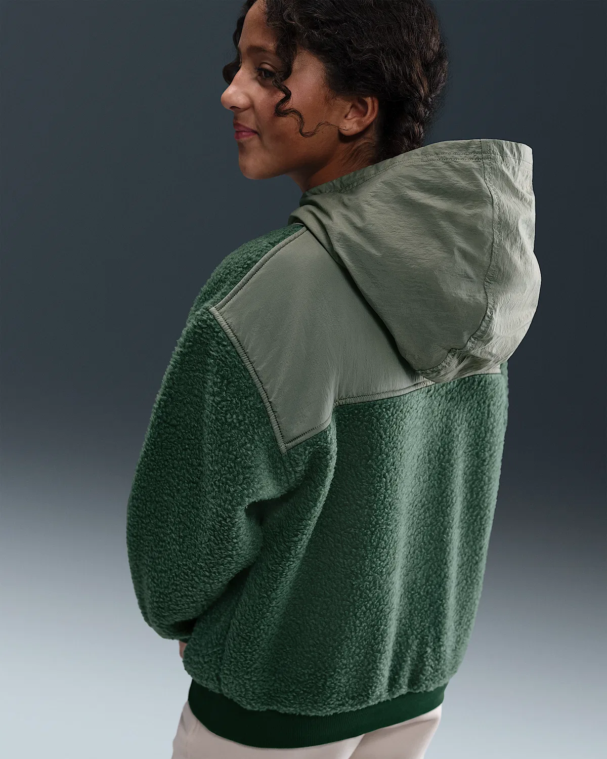 Детская свободная худи Nike Sportswear Club Fleece на молнии 1/4, Fir/Light Army/White — фото 4