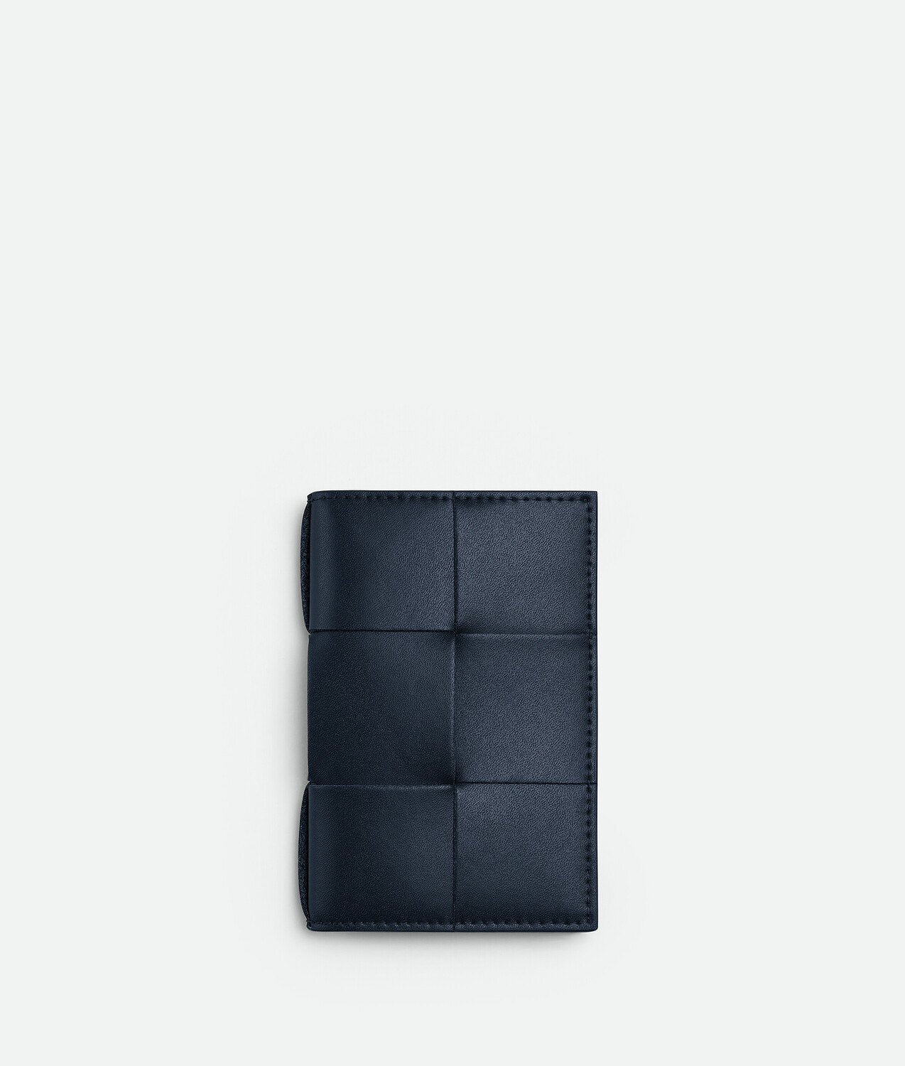 

Кассетный футляр с клапаном Bottega Veneta
