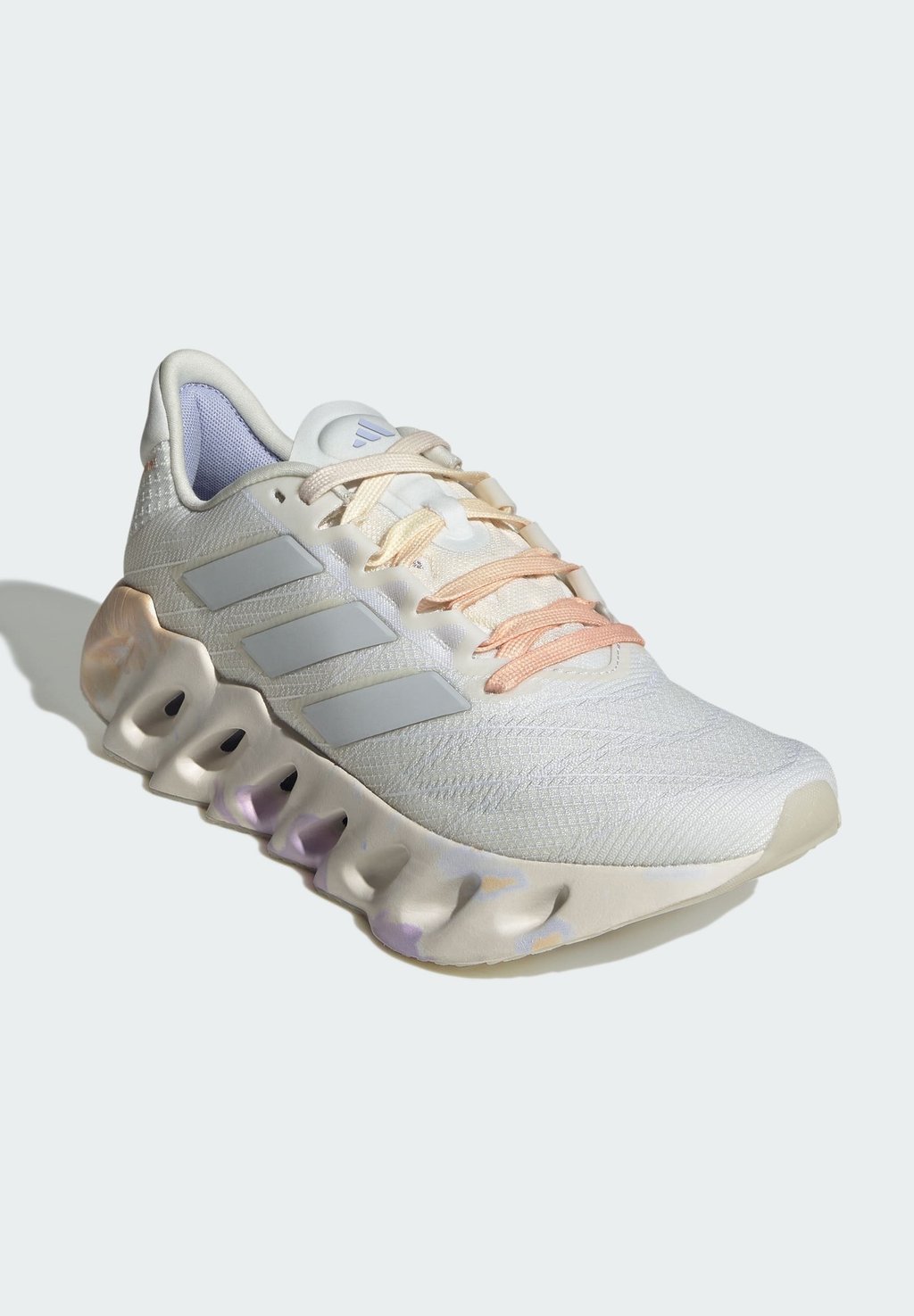 Кроссовки для бега adidas Performance, молочный — фото 2