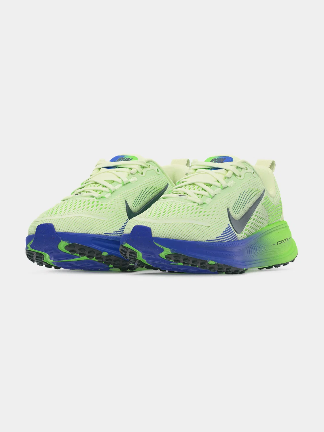 Спортивная обувь 'VOMERO 18' Nike, Green/Dark Green — фото 2
