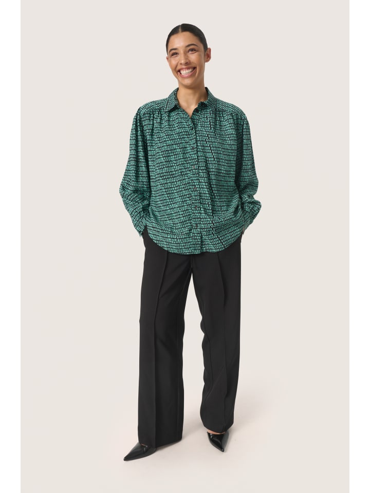 

Рубашка Soaked in Luxury