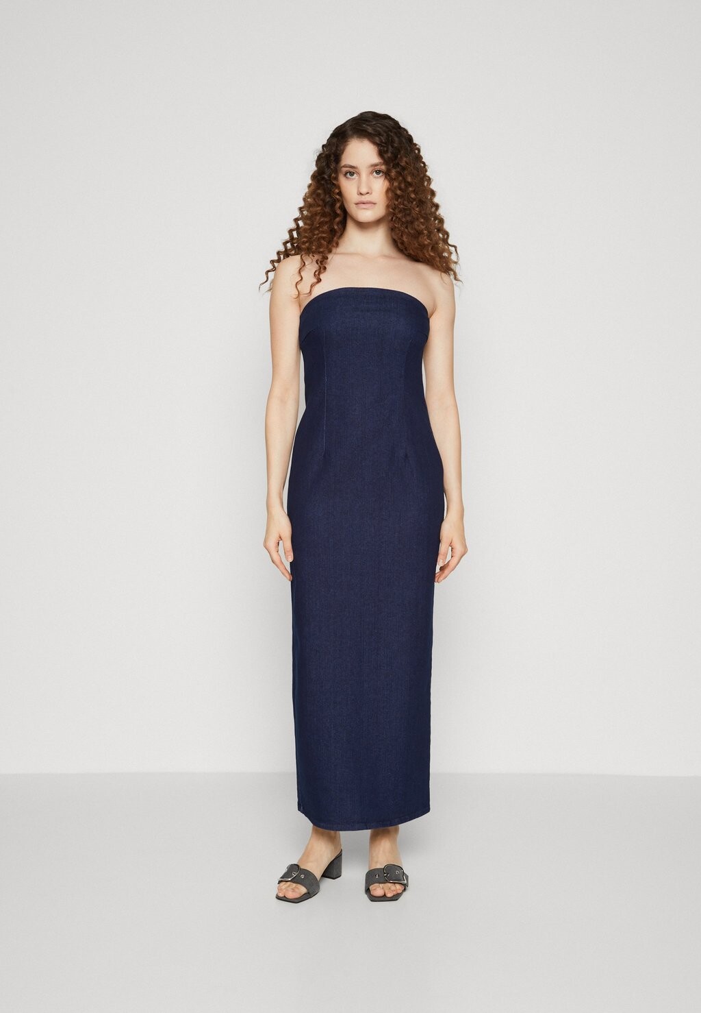 

Длинное платье ONLGISELE TUBE DRESS ONLY, темно-синий
