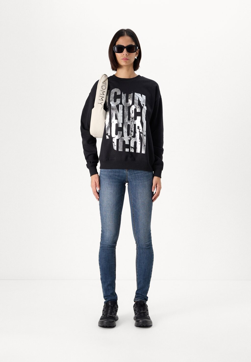 

Толстовка ONLGWEN FOIL O-NECK ONLY Tall, черный