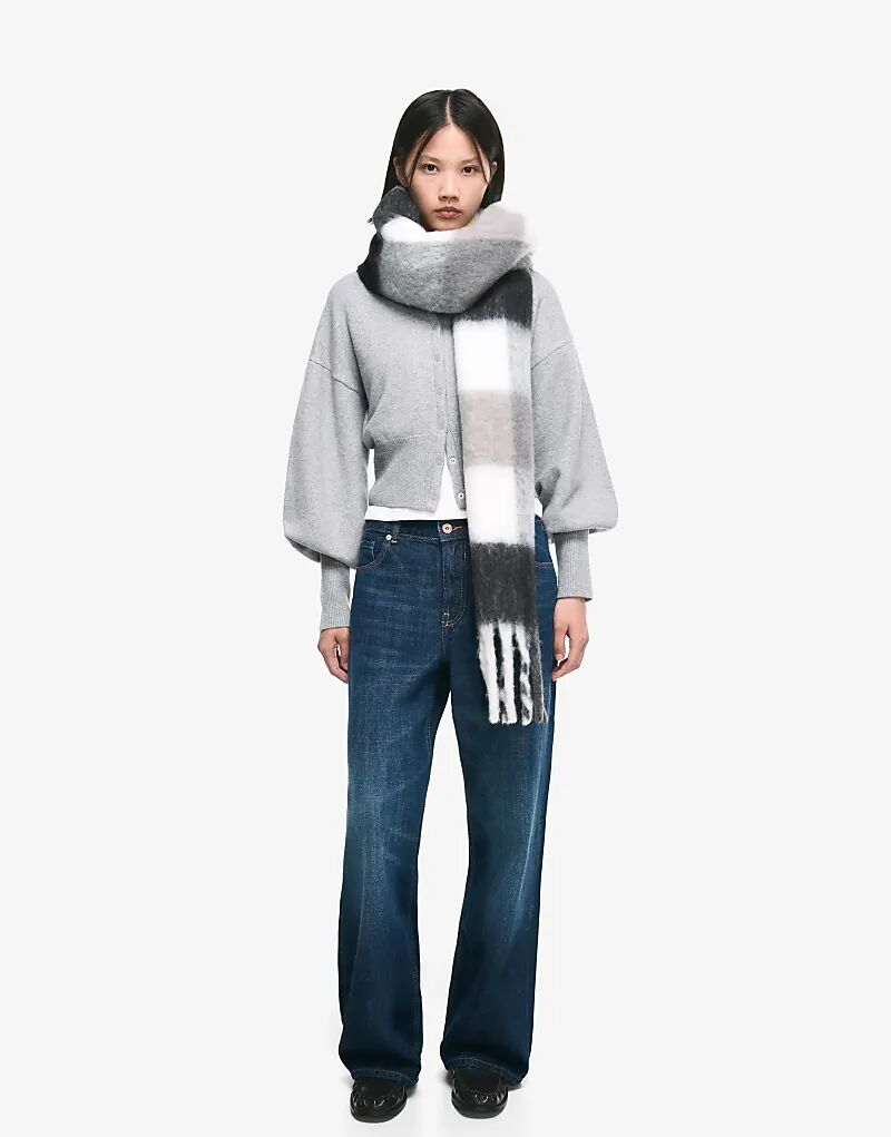 

Клетчатый шарф Bershka черного цвета