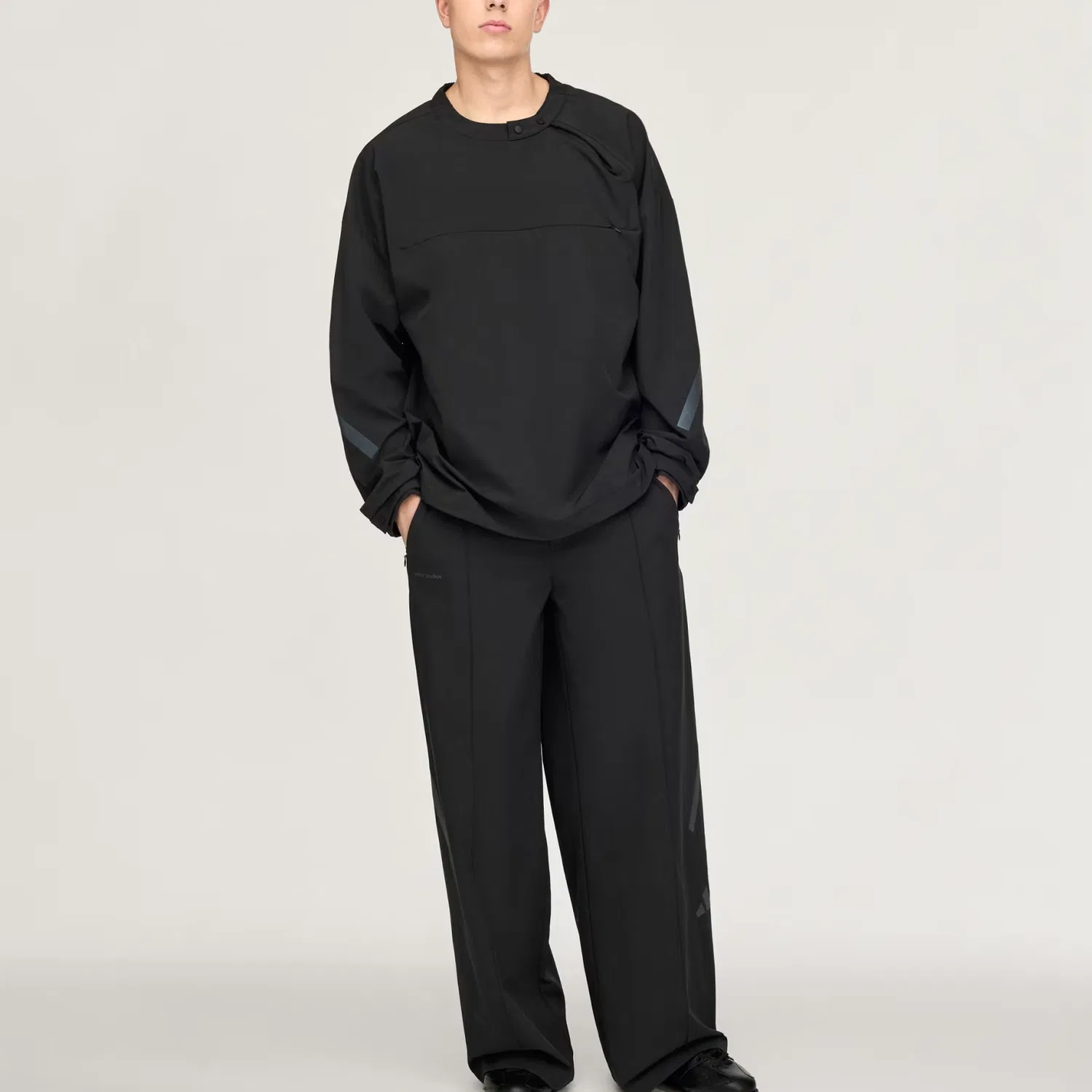 Свитшот Adidas x Entire Studios Z.N.E мужской черный — фото 4