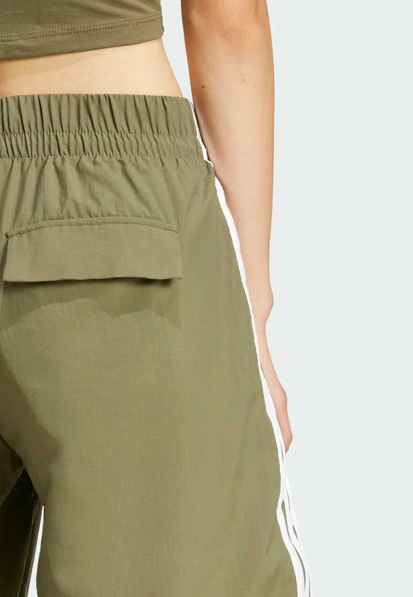 Спортивные брюки Adidas Sportswear, Olive Strata White — фото 4