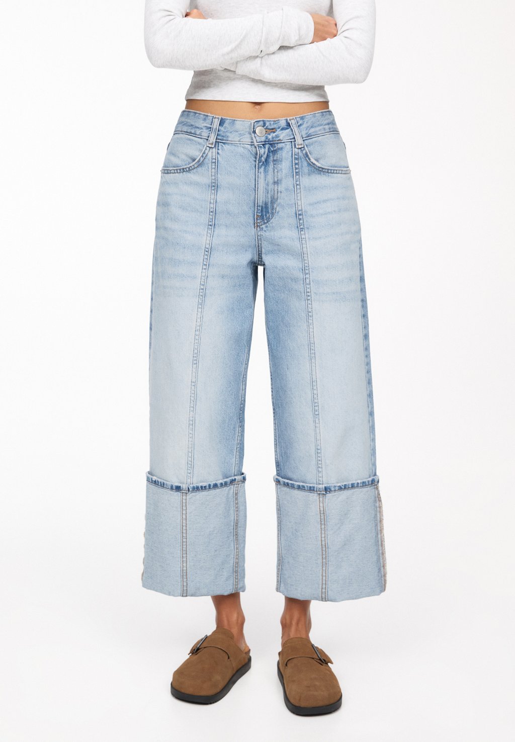 

Джинсы свободного кроя BAGGY WITH TURN-HEMS PULL&BEAR, цвет Blue Denim