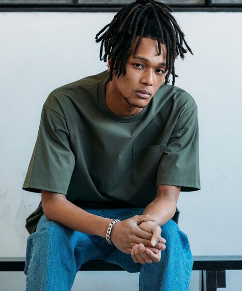 

Футболка из полиэстера Air Dry, влагоотводящая, быстросохнущая, с защитой от УФ-излучения, круглым вырезом и карманом FREAK'S STORE, оливковый