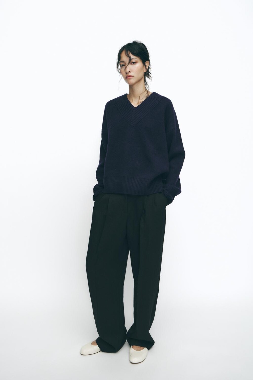 

Прямые брюки с вышивками ZARA, черный