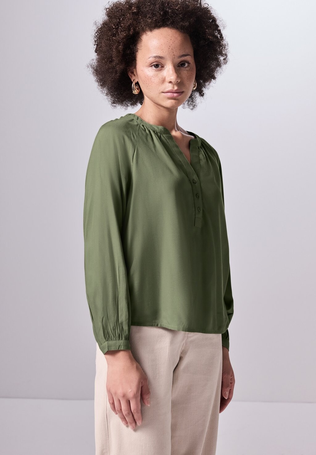 

Блуза RAGLAN IN UNIFARBE Street One Studio, зеленый