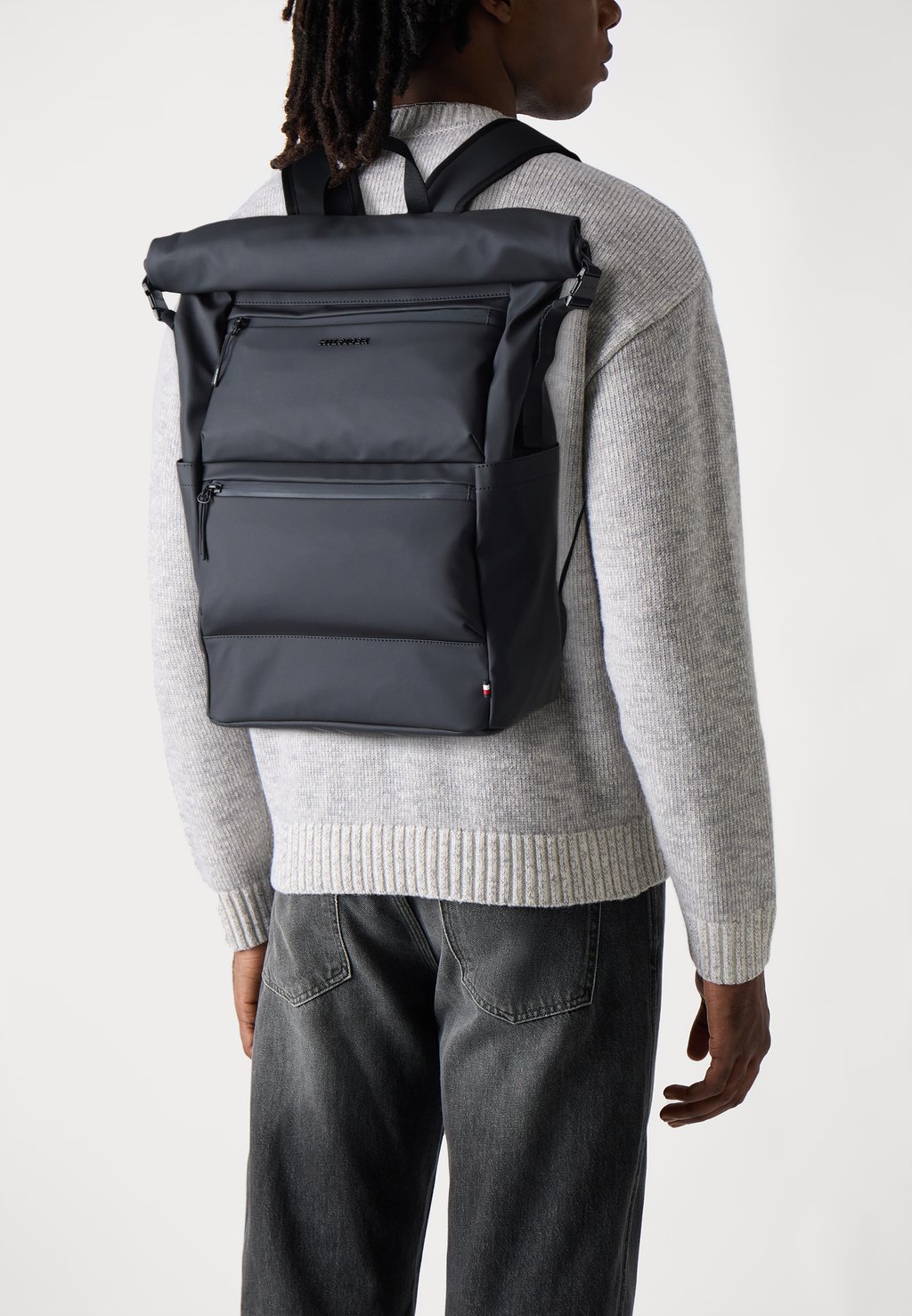 

Рюкзак ROLLTOP BACKPACK Tommy Hilfiger, черный