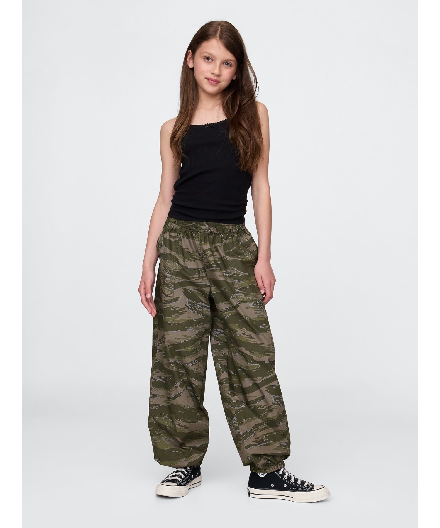 (K) Свободные спортивные штаны из поплина (детские) GAP, CAMO — фото 2