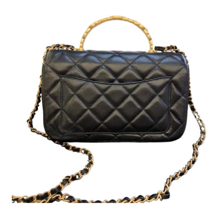 CHANEL Женская черная жемчужная сумка из барашка через плечо — фото 3