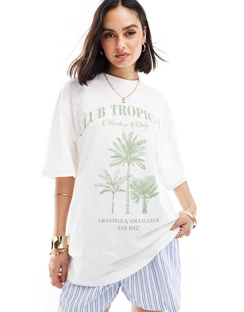 

ASOS DESIGN – Кремовая текстурированная футболка бойфренда с графикой> Club Tropicana=