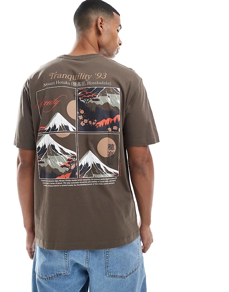 

Футболка ONLY & SONS свободного кроя с принтом гор на спине коричневого цвета