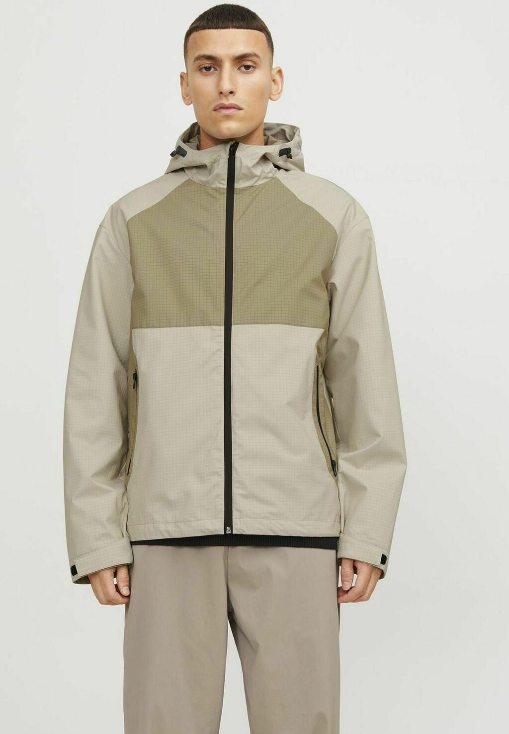 

Демисезонная куртка Jack & Jones, цвет moonbeam