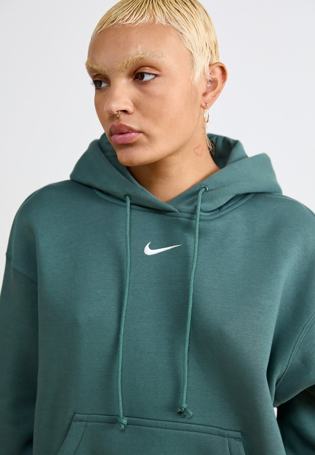

Толстовка HOODIE Nike Sportswear, темно-зеленый