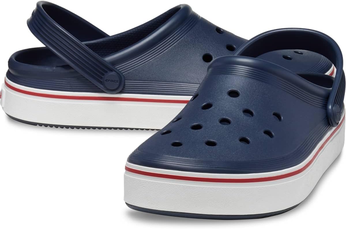 Унисекс сабо Crocs Off Court с платформой, темно-синий — фото 2