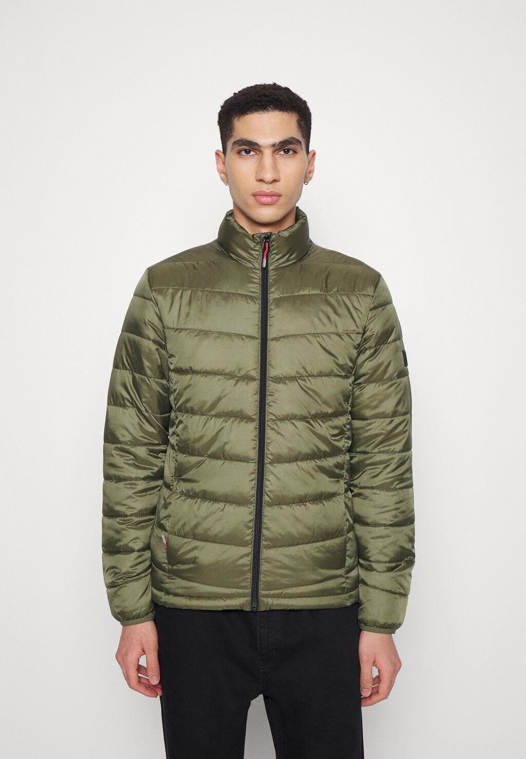 

Куртка Only & Sons СТЕГАНЫЙ ПУФОН ONSCARVEN, цвет olive night