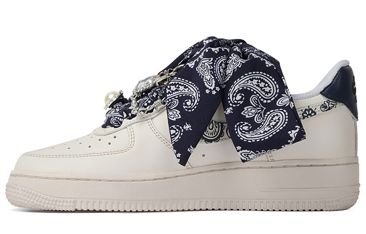 Кроссовки Nike Air Force 1 Skateboard Shoes Women's Low-Top White Brown