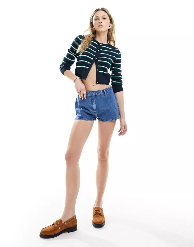 

Синие джинсовые шорты в стиле минимализма ASOS