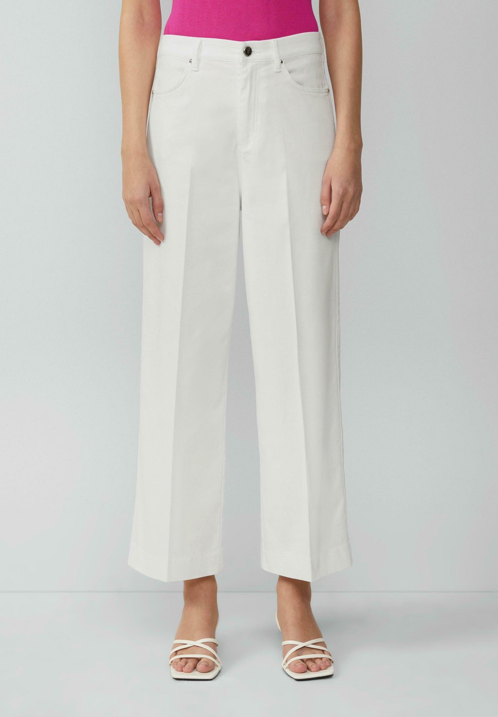 

Джинсы прямого кроя CROPED HIGH RISE WIDE LEG s.Oliver BLACK LABEL, кремовый