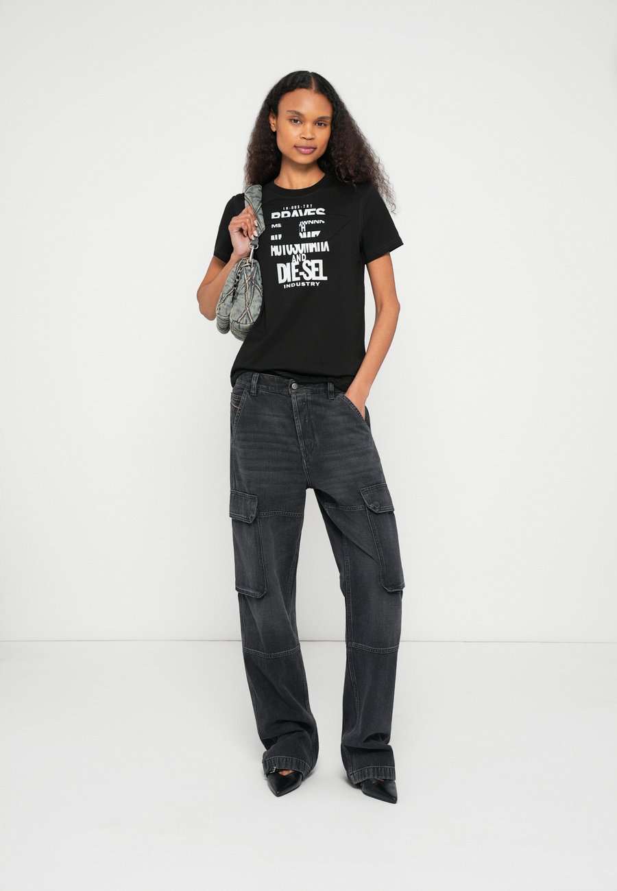 Футболка Diesel Print T-shirt, Black — фото 2