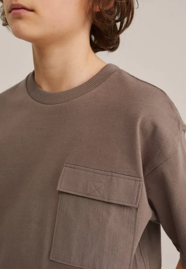 Простая футболка We Fashion, Taupe — фото 3