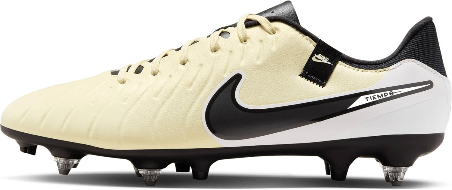 

Кроссовки Nike Mens Soccer, черный/золотой