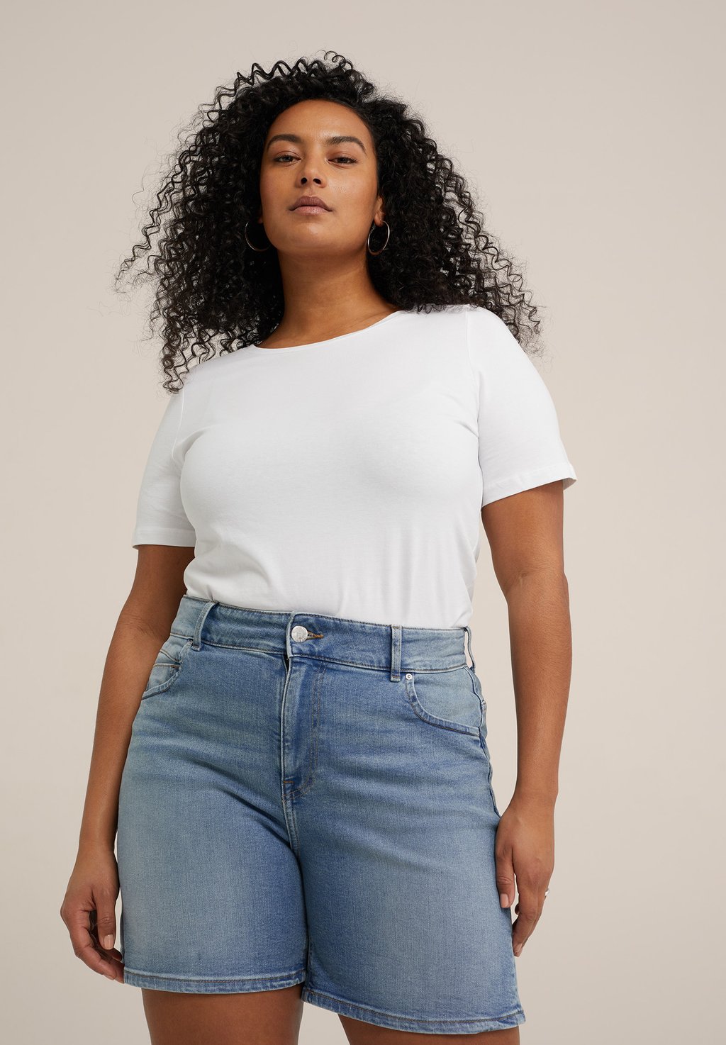 

Джинсовые шорты BLUE RIDGE CURVE WE Fashion, светло-голубой