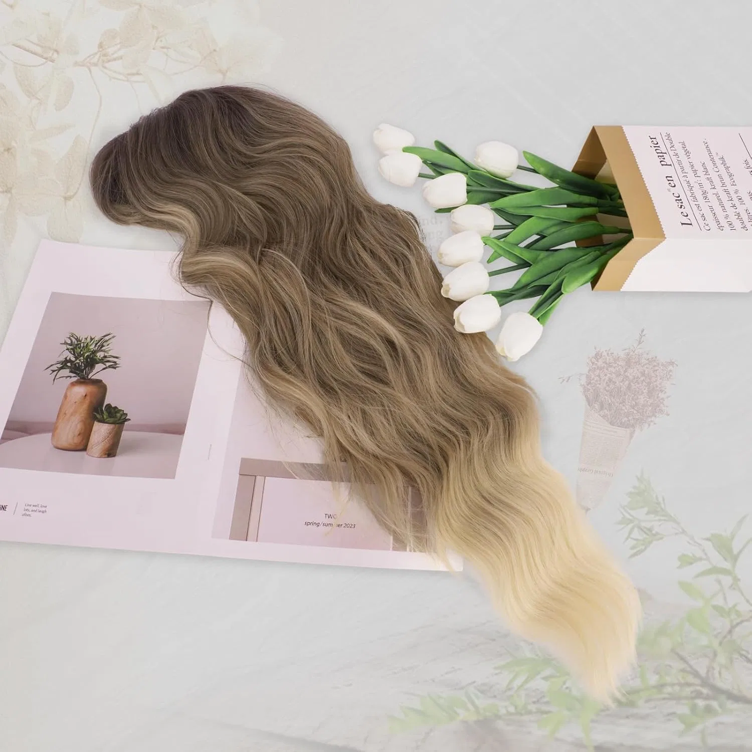 Женский длинный волнистый парик с челкой «Ombre Blonde Mix Brown» от FESHFEN Feshfen, Ombre Blonde Mix Brown — фото 4