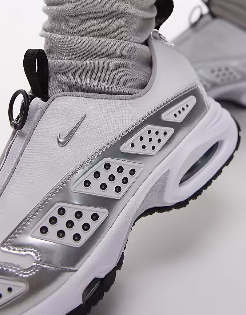 Кроссовки унисекс Nike Air Max SNDR белого и серебристого цветов — фото 4