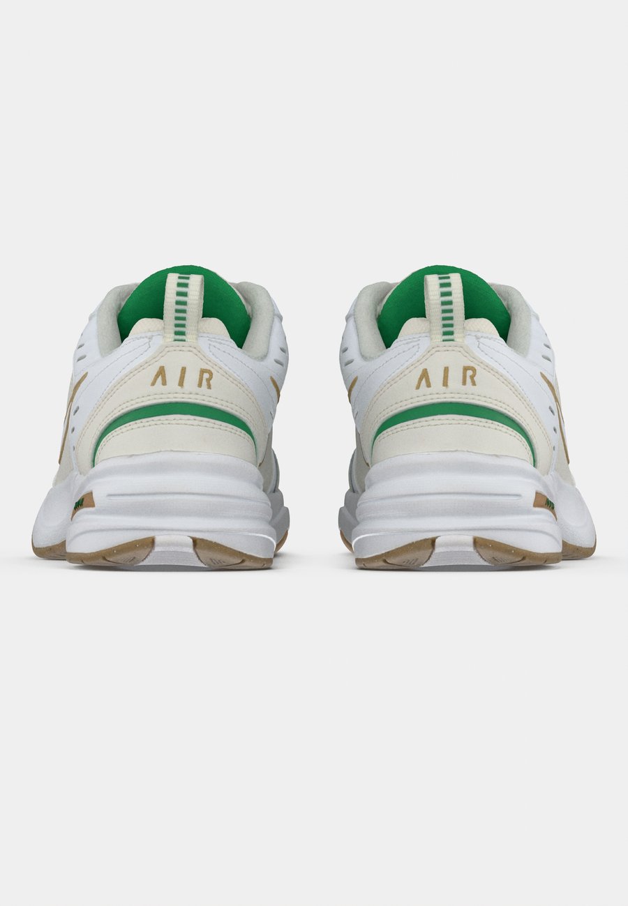 Кроссовки Nike Performance AIR MONARCH IV, White/Metallic Gold-Coloured/Phantom/Lucky Green/Light Brown/White — фото 4