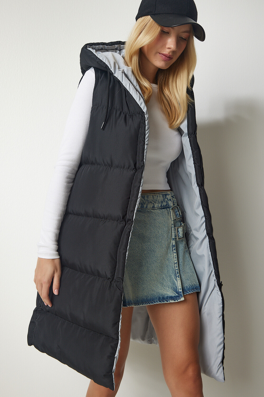 

Жилет - Черный - Пуховик Happiness İstanbul, черный