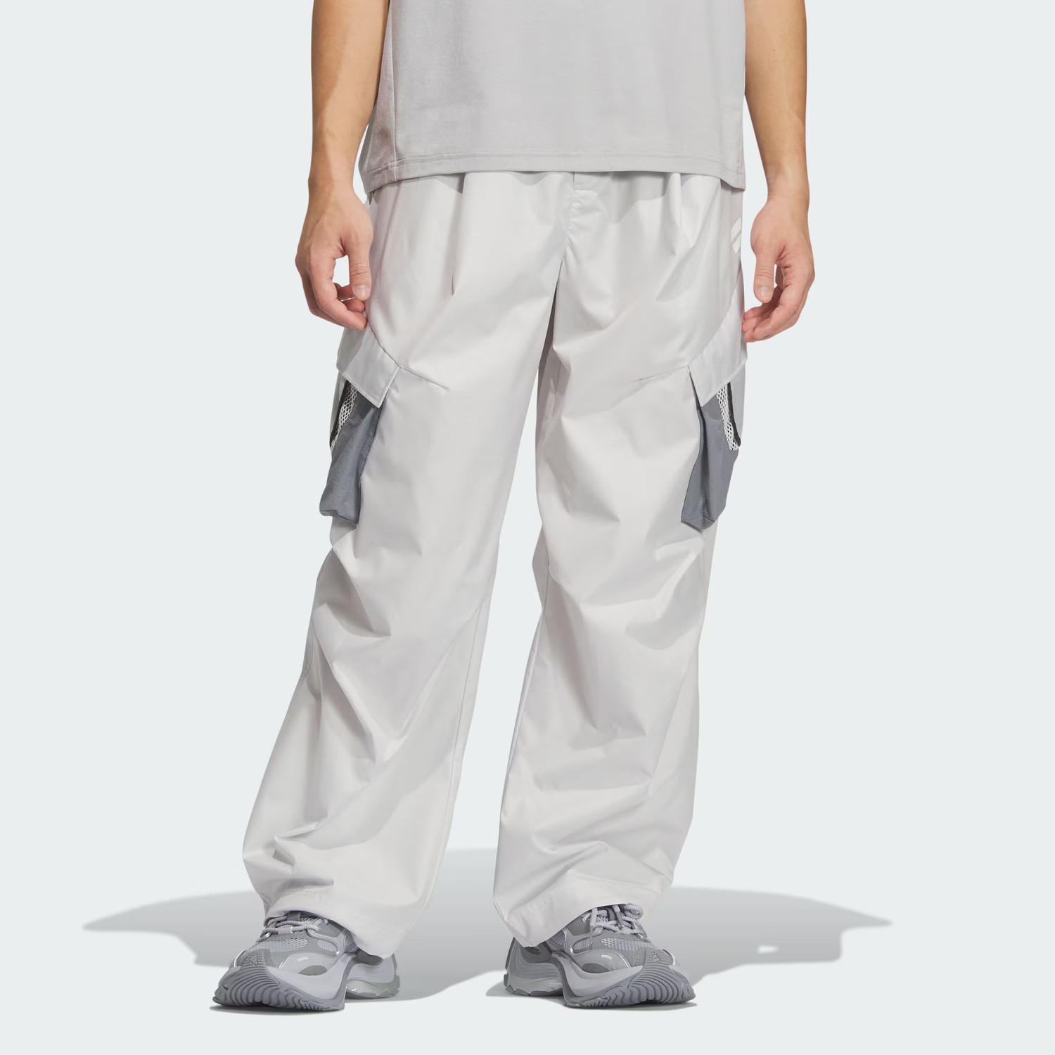 Брюки спортивные FOS TRACKSUIT BOTTOMS мужские light gray Adidas, светло-серый — фото 2