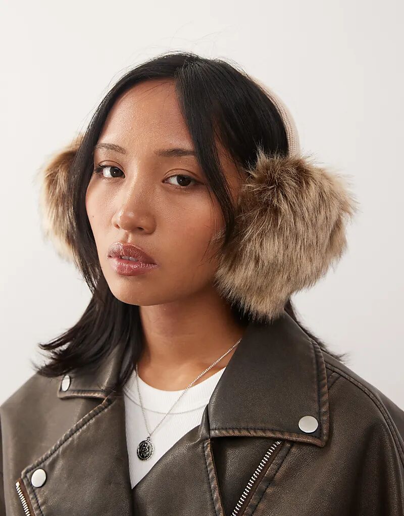 

Искусственные меховые наушники COLLUSION бежевого цвета