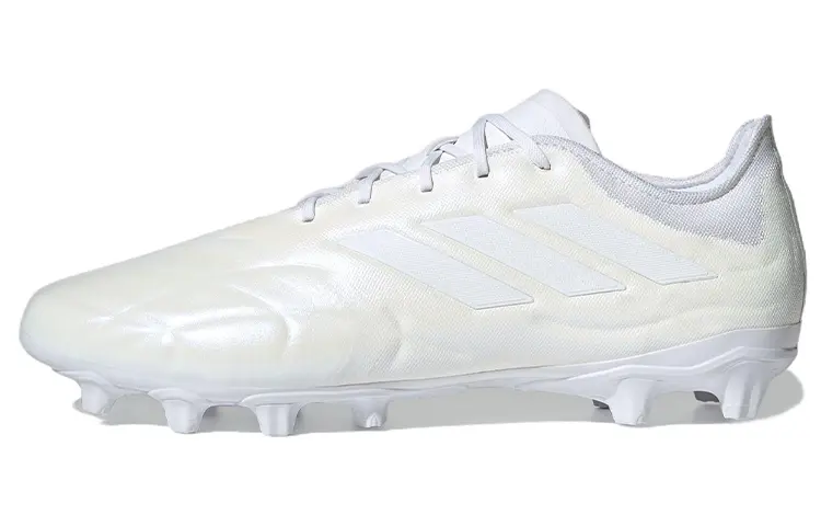 

Копа Бежевый Adidas