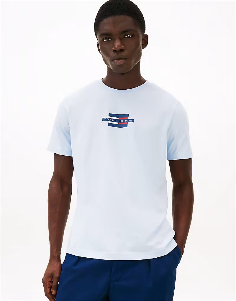 

Футболка Tommy Hilfiger с флагом в цвете Light Blue