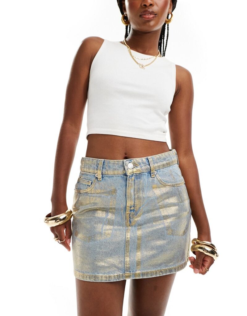 

ASOS DESIGN – джинсовая мини-юбка металлизированного золотого цвета