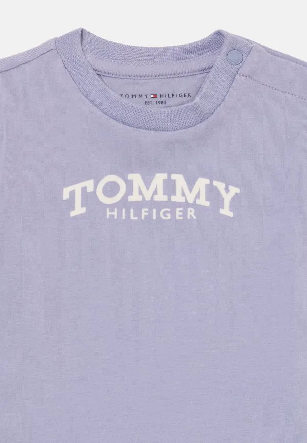 Футболка с длинными рукавами и текстурированным логотипом. Tommy Hilfiger, Periwinkle Dusk — фото 3